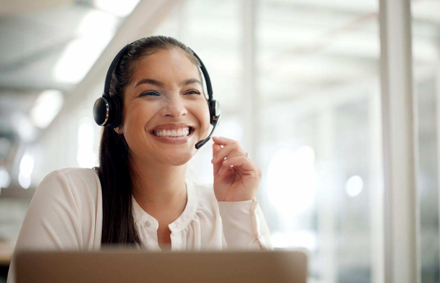 Yoga-Praxis in unserem Studio mit natürlichem Lichteinfall